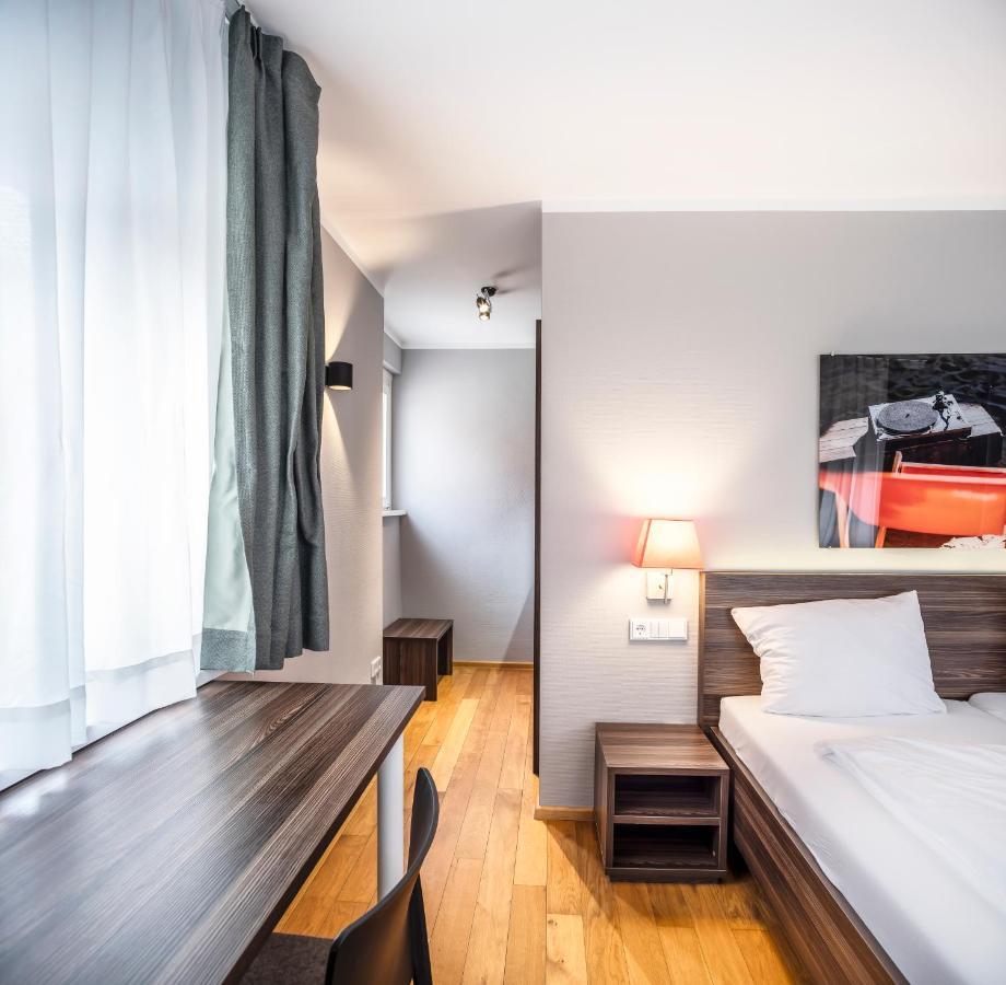 Aparthotel Living-World Heidelberg Esterno foto
